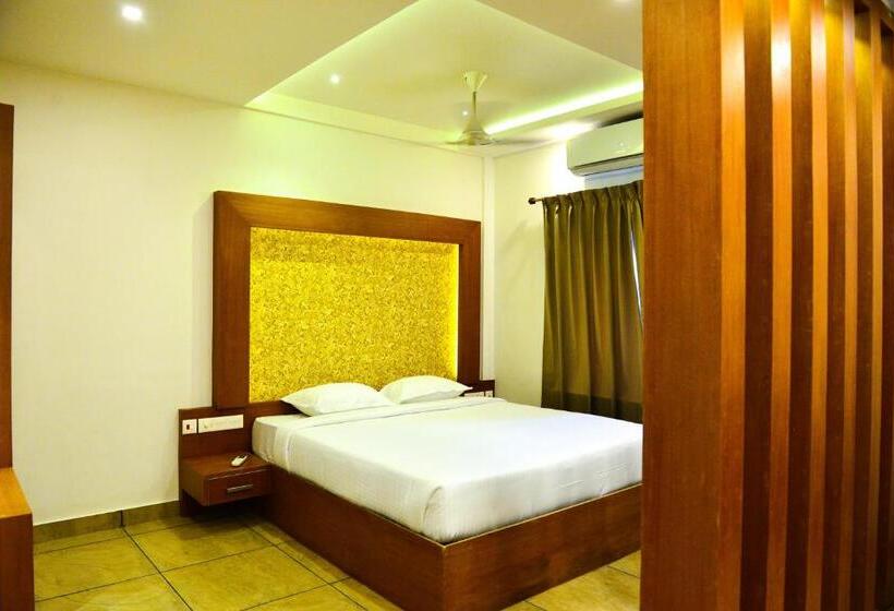 فندق Aura Residency