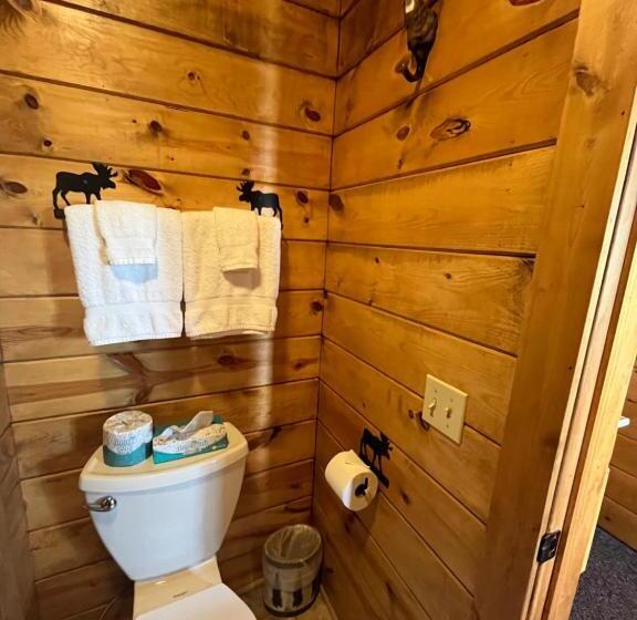 فندق Badlands Frontier Cabins