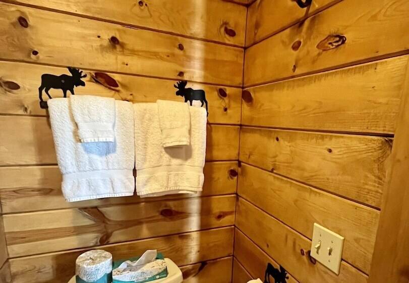 فندق Badlands Frontier Cabins