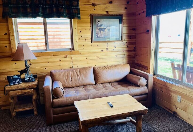 فندق Badlands Frontier Cabins
