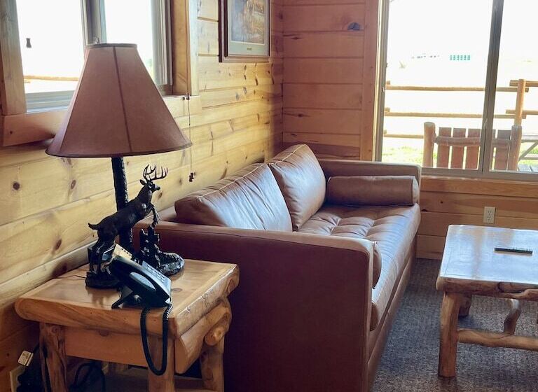 فندق Badlands Frontier Cabins