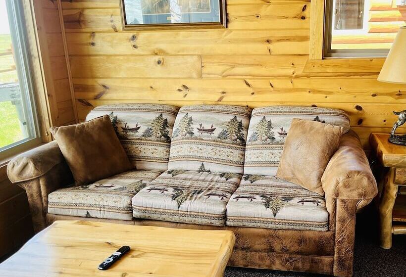 فندق Badlands Frontier Cabins