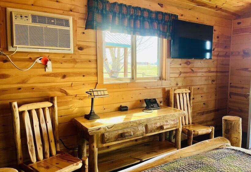فندق Badlands Frontier Cabins
