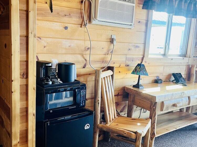 فندق Badlands Frontier Cabins