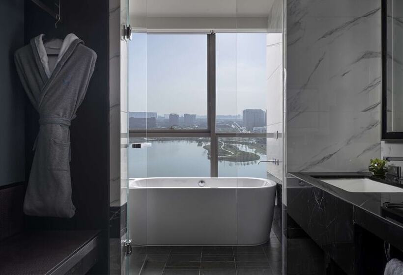 فندق Hyatt Centric Lakeside Ningbo