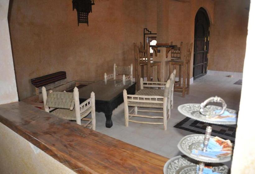 هتل Maison Acacias