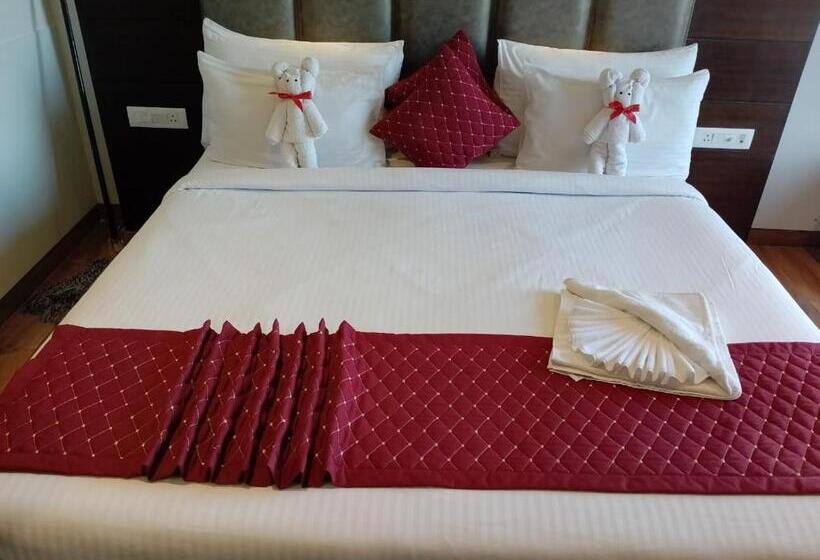 The Stella Hotel & Resort