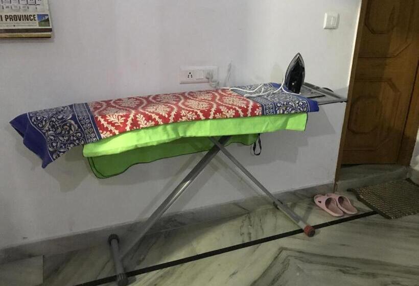 הוסטל 9backpackers