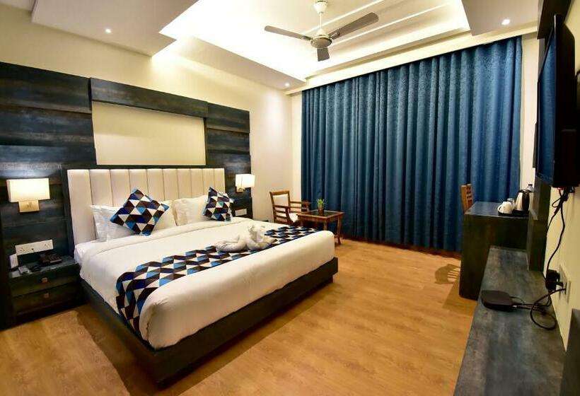 Fabhotel Prime Centella