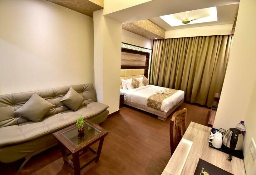 Fabhotel Prime Centella