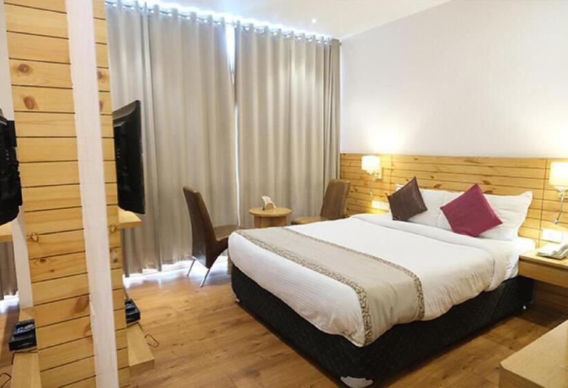 Отель Mann Dechen And Palmo, Mg Marg, Gangtok