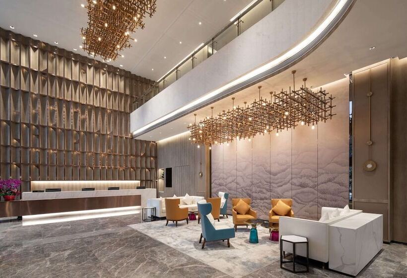 Отель Ramada Encore By Wyndham Dongguan East