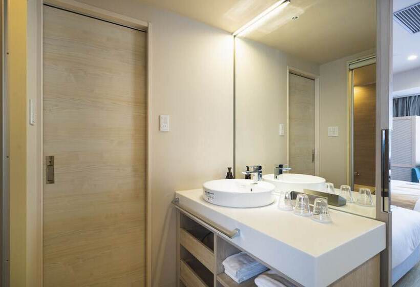 Отель Rembrandt Style Naha