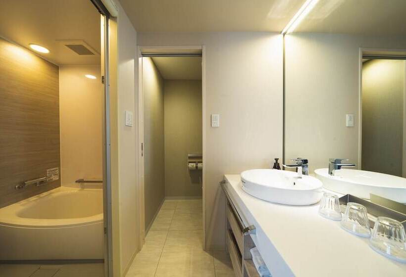 Отель Rembrandt Style Naha