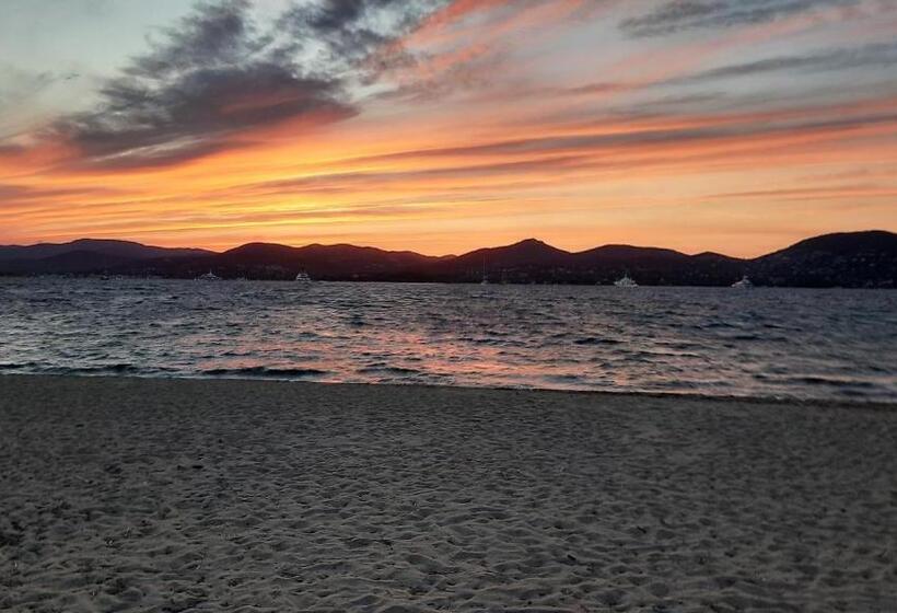 Отель Villa Playa Del Sol  B3