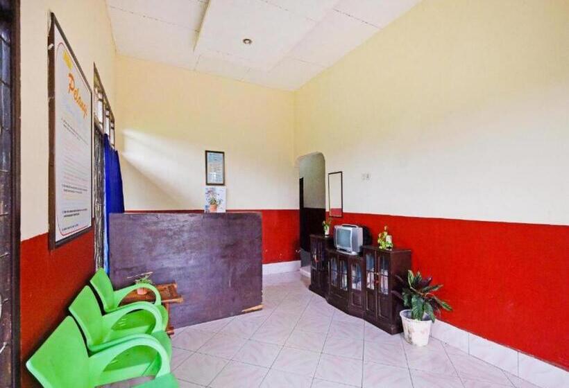 酒店 Wisma Pelangi Palopo Redpartner