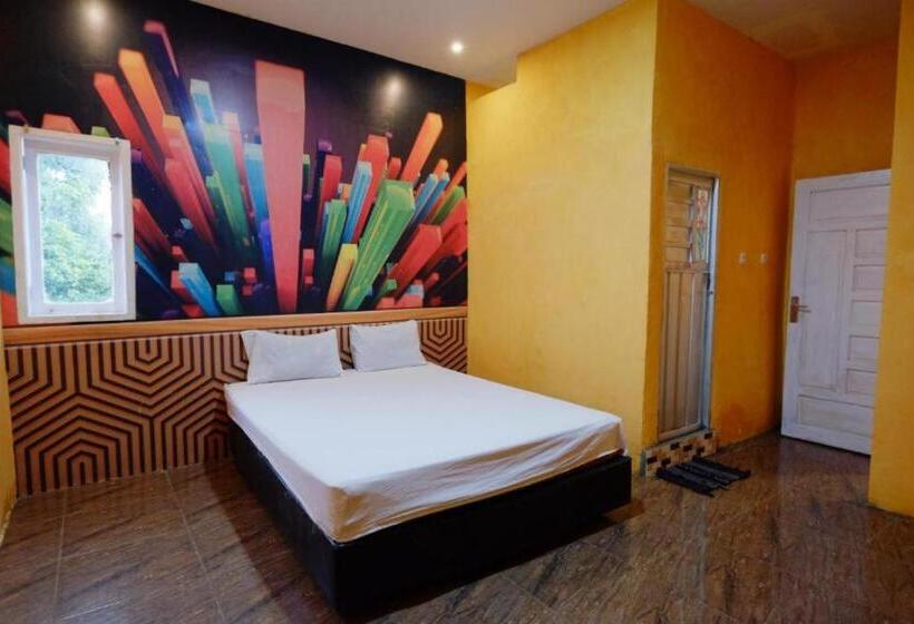 酒店 Wisma Pelangi Palopo Redpartner