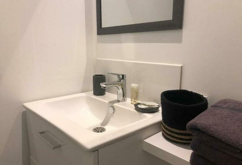 Le Rocher Appart Hôtel