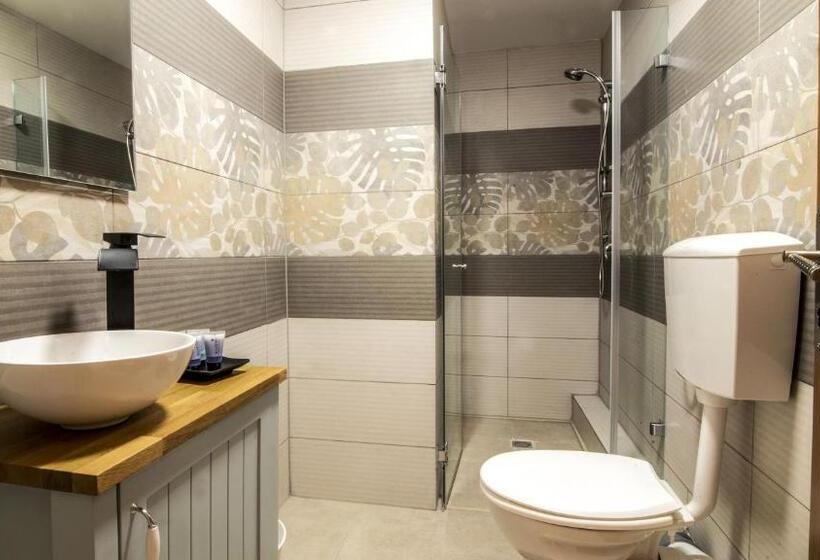 ペンション Aida Guest House