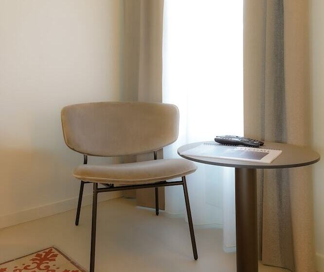 پانسیون Bergamo Inn 21