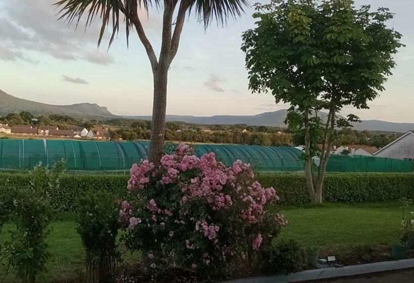 بنسيون Bundoran Guesthouse