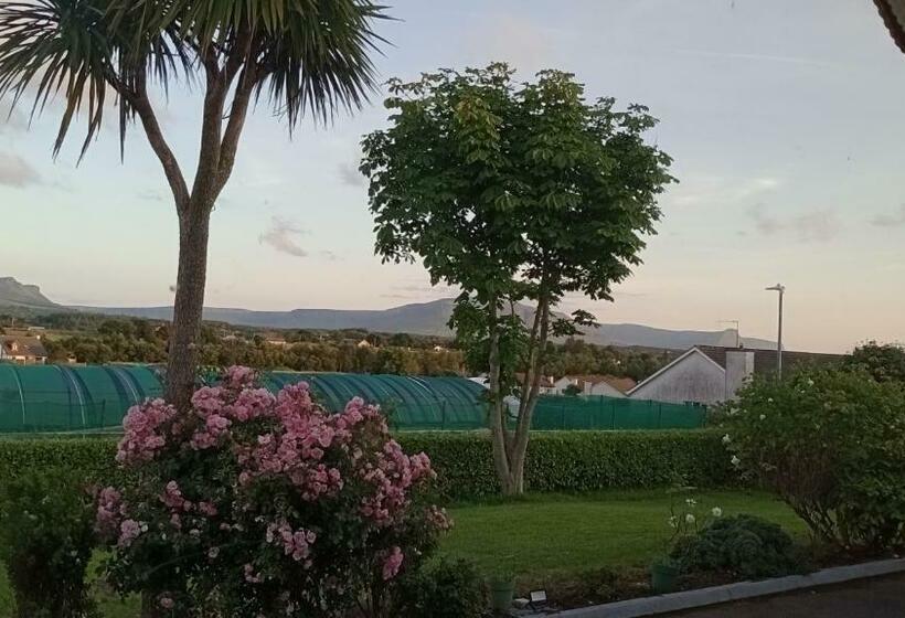 بنسيون Bundoran Guesthouse