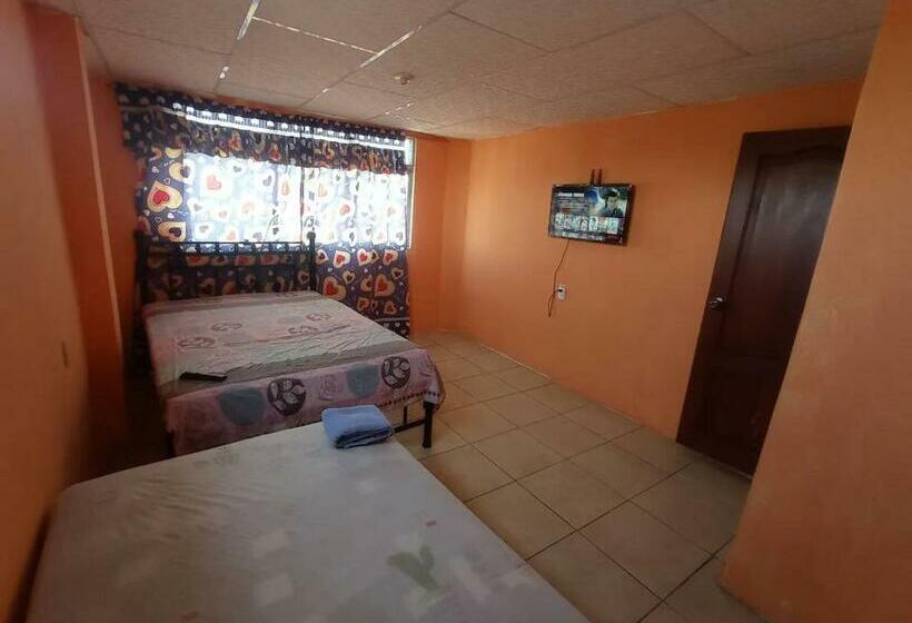 ペンション Hospedaje Atarazana