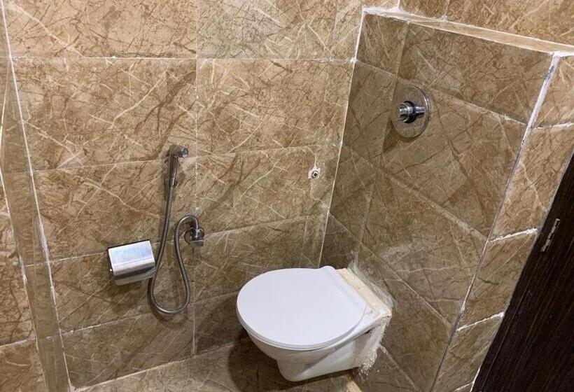 فندق Ashirwad Inn