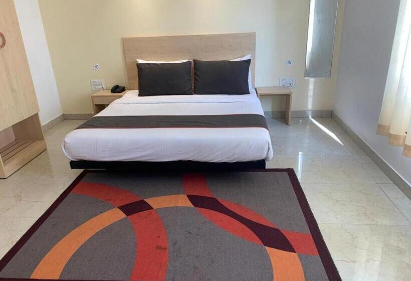 فندق Ashirwad Inn