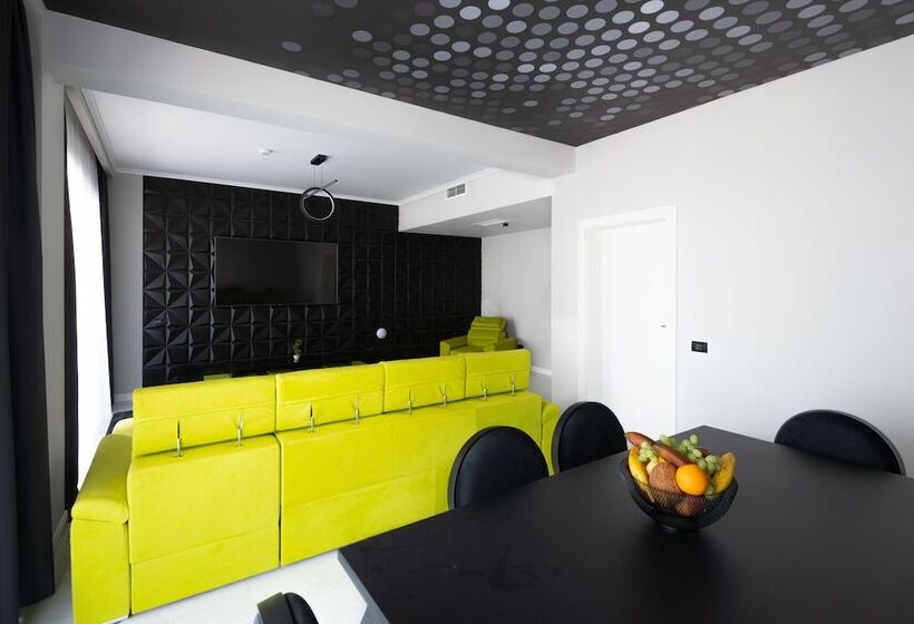 בית מלון כפרי Javu