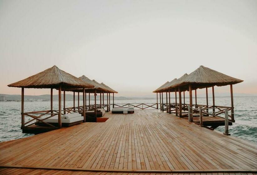 בית מלון כפרי Maja Luxury Resort