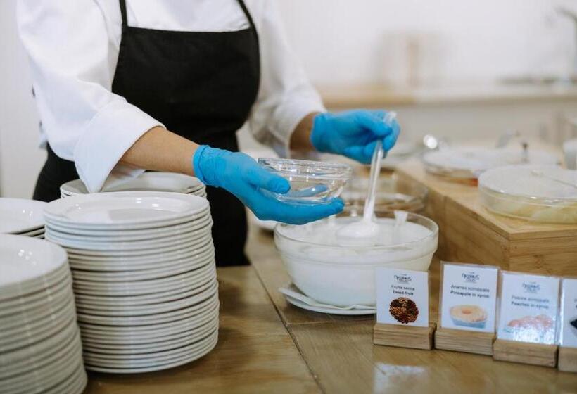 ホテル Nicolaus Club La Giurlita