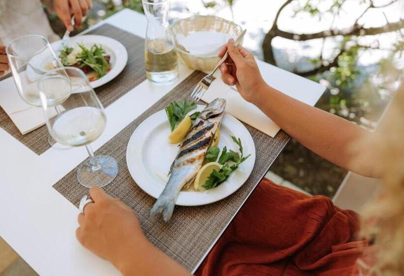 ホテル Nicolaus Club La Giurlita