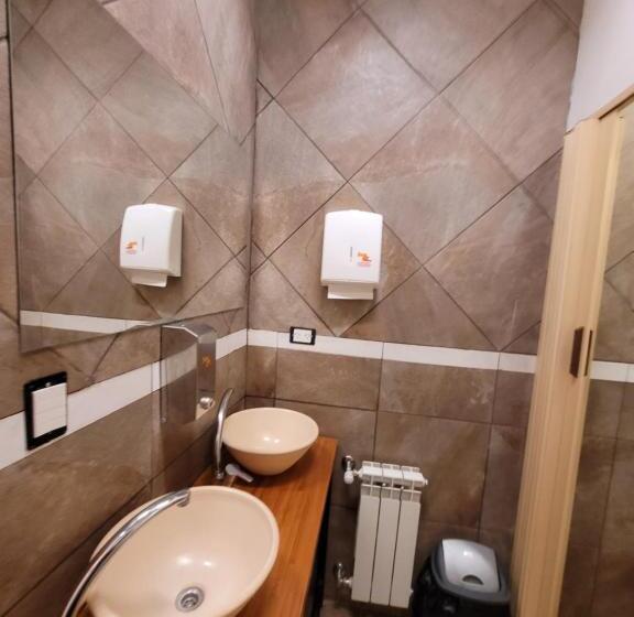 פנסיון Astrolabio Hostel