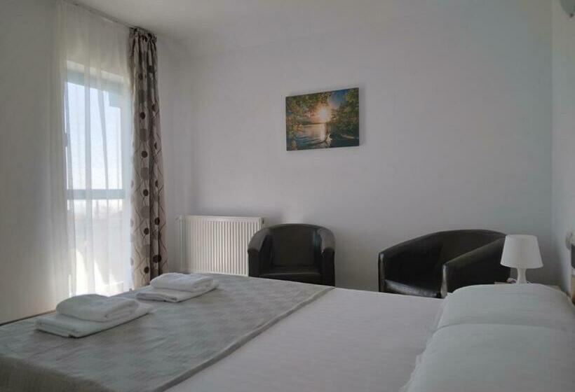 Пансион Rustic