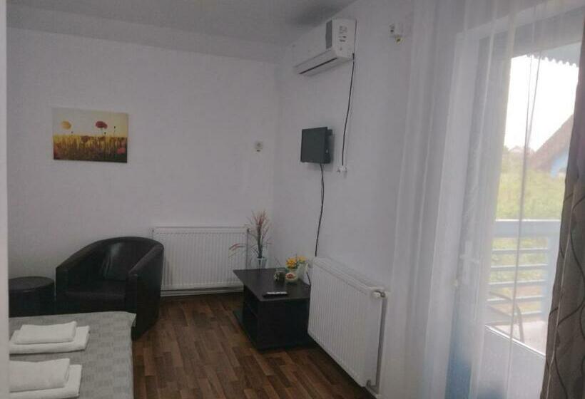 Пансион Rustic