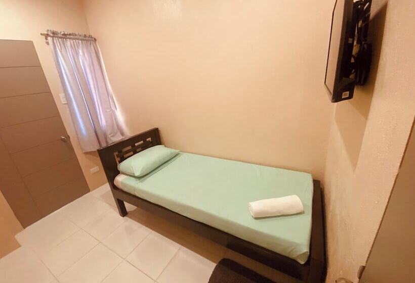 فندق صغير Claytown Pension House