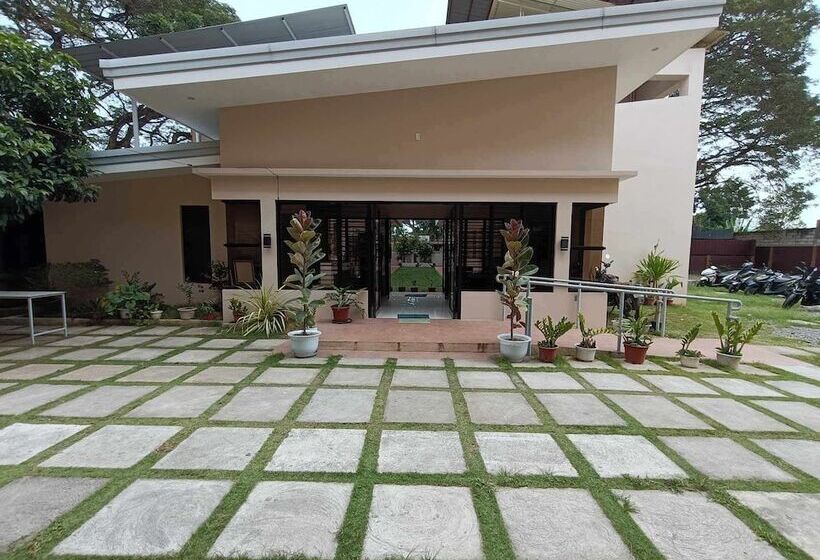 فندق صغير Claytown Pension House