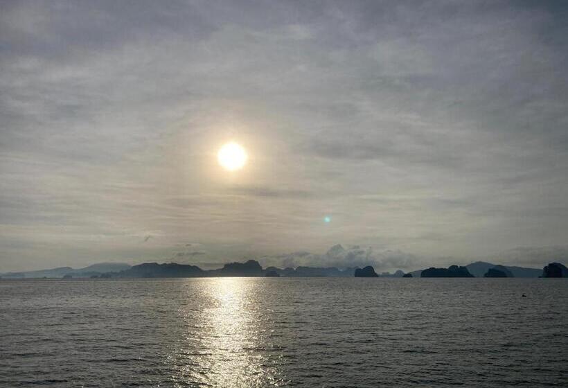 ユースホステル Connexion