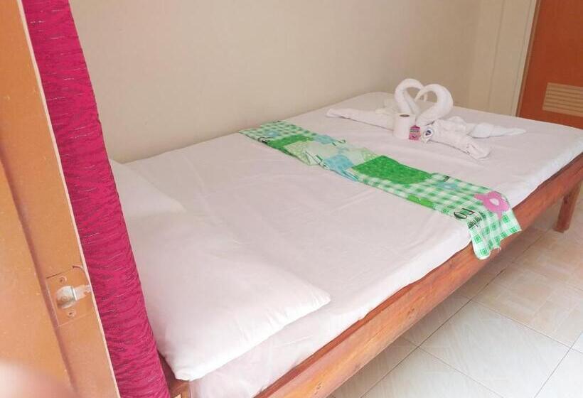 ユースホステル D  Angels Inn, Port Barton