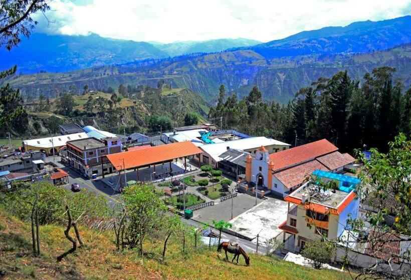 هاستل Lagoon Hotel Chugchilan