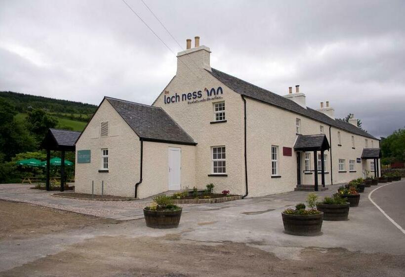فندق صغير Loch Ness Bunk Inn