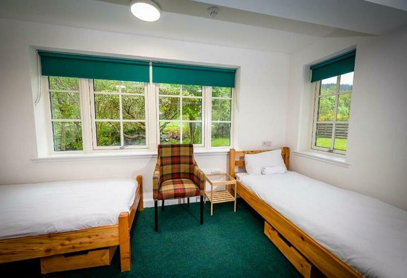 فندق صغير Loch Ness Bunk Inn