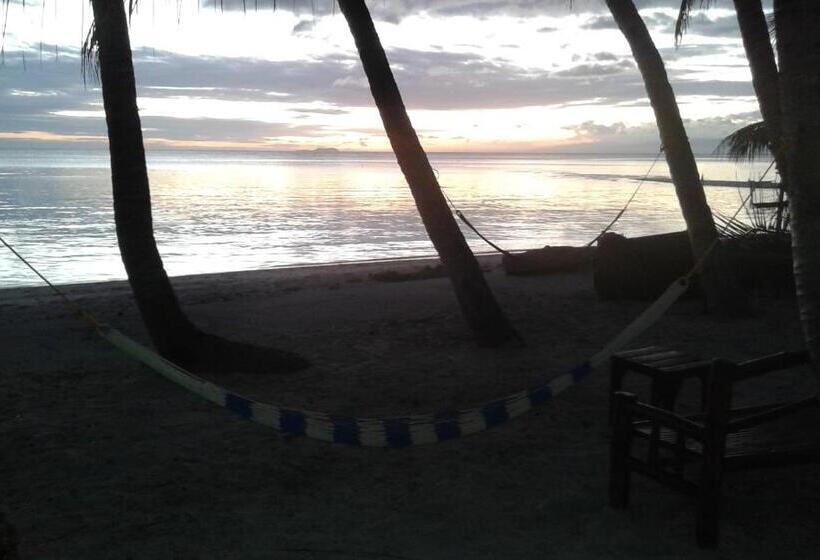 هاستل Seashore Inn