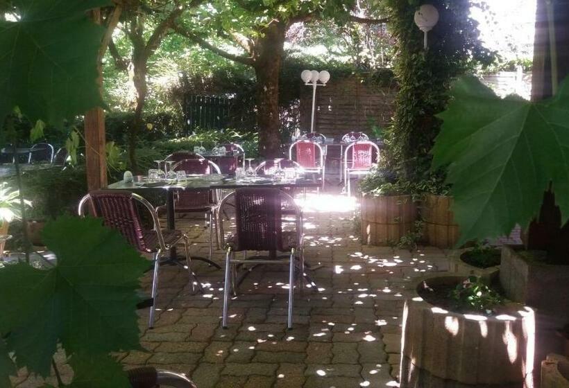 مبيت وإفطار Auberge Des Tilleuls
