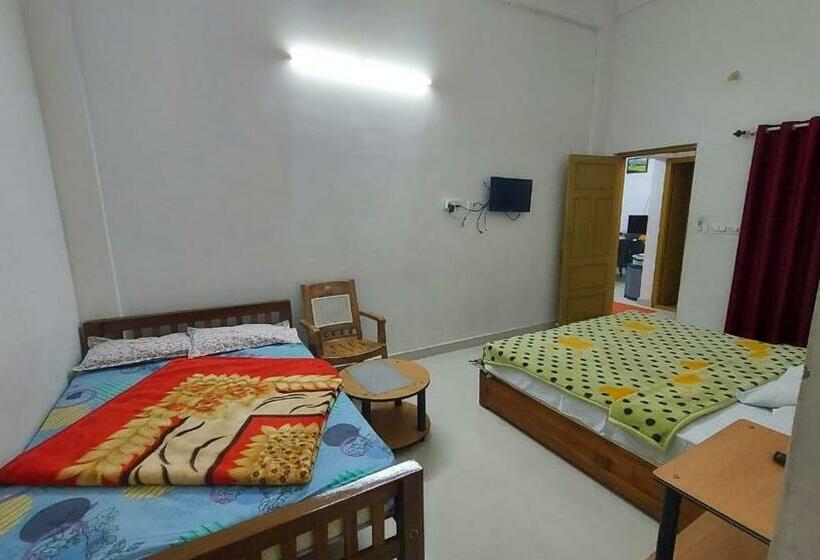 住宿加早餐  Greenpepperhomestay Munnar