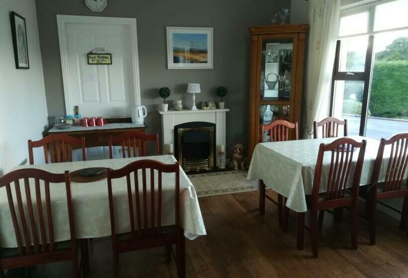 مبيت وإفطار Greystone House