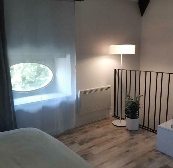 צימר La Tourelle 82