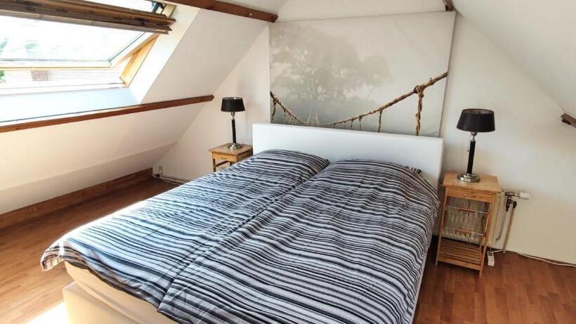 تختخواب و صبحانه Logies Op Dreef