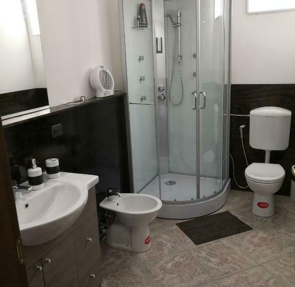 مبيت وإفطار Lux Rho Fiera